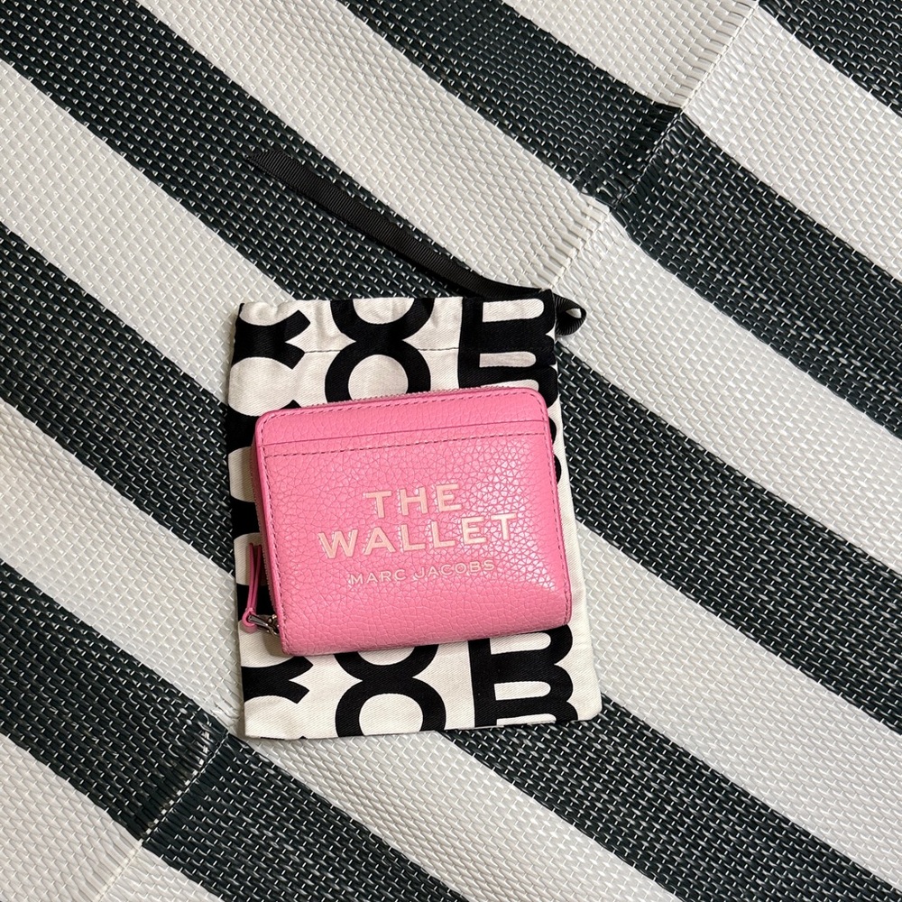 Marc Jacobs Compact Wallet